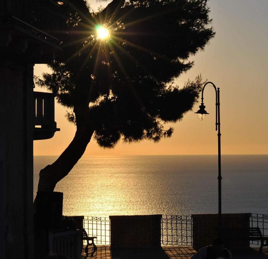 Relais Borgo Sul Mare Ospitalita Diffusa Silvi Paese Eksteriør billede
